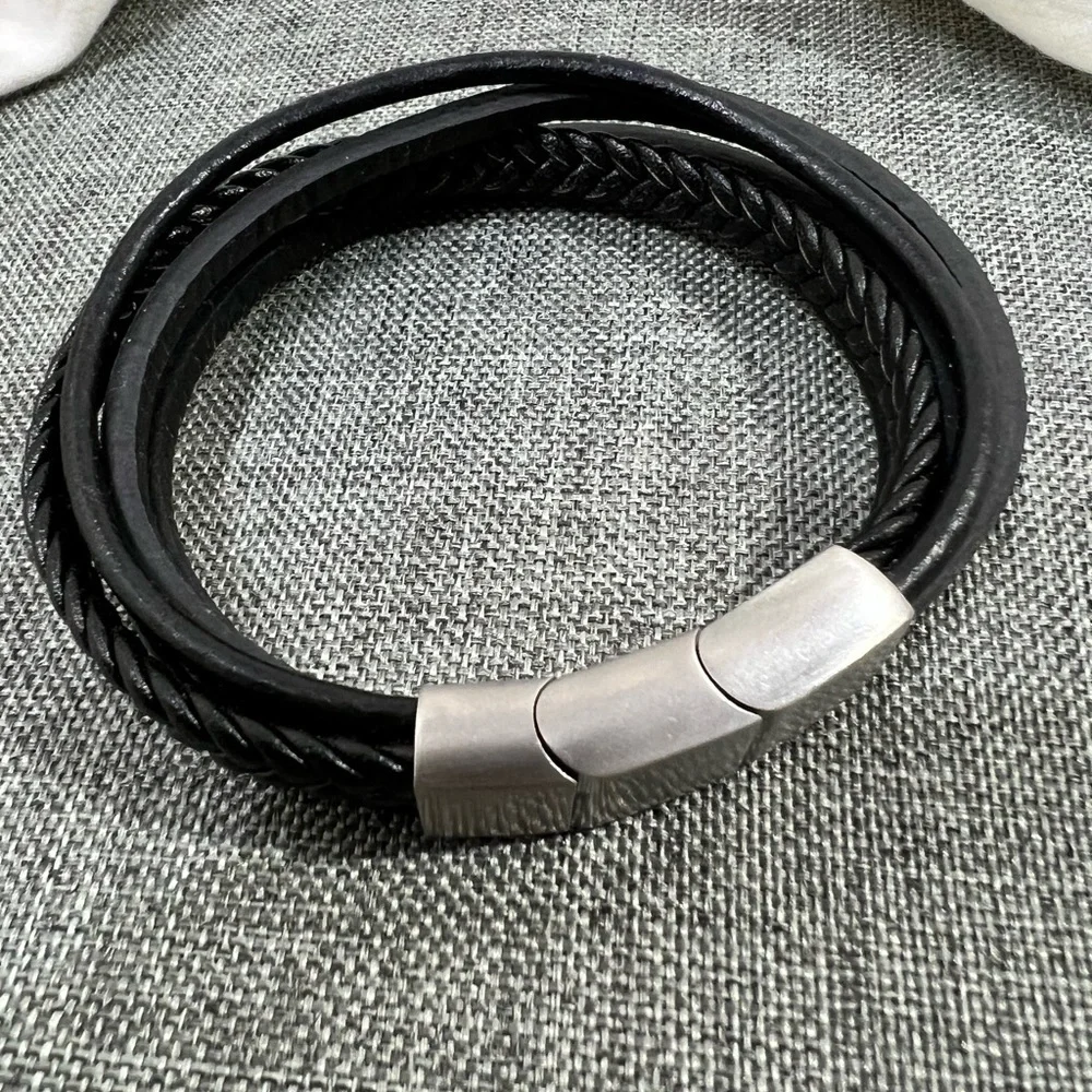 Men's Stainless Steel & Black Leather Bracelet With Stainless Steel Secu…☑️